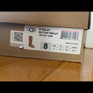 W Bailey Button Triplet Size 8